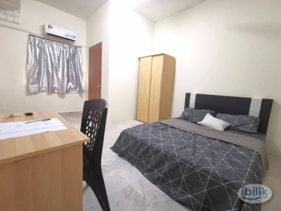 Medium Room for Rent at Jalan Bayan 4, Bandar Puchong Jaya