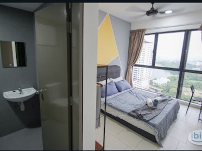 Near The Mines, UPM, Master Room Attached with Bathroom for Rent at Astetica Residence, Seri Kembangan