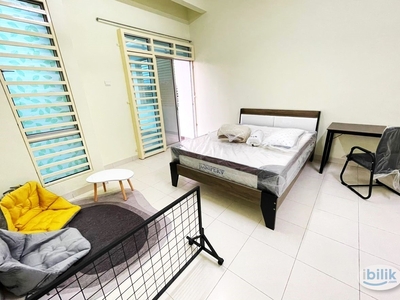 [NEW] Master Room Balcony Car Park Private Bathroom | Simpang Ampat near Batu Kawan Fully Furnished