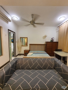 Nice Furnished Studio with Balcony to Rent at Ritze Perdana 1, Damansara Perdana