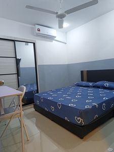 PJS 11/12 - Middle Room For Rent with Daily Cleaner & 300mbps Wi-Fi