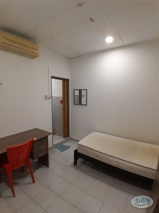 (PJS 7) Landed house Single Room with Bathroom Near Sunway/Monash/Taylor Student✨Fully Furnished