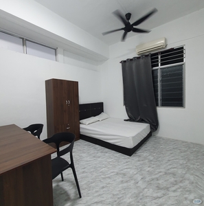 (Room for Rent) Middle Room@ Sungai Dua