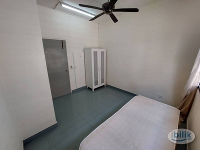 Single aircond room at Setia Impian 8 Setia Alam