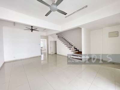 2 Storey 22x70 Damai Residence Kota Kemuning for sale