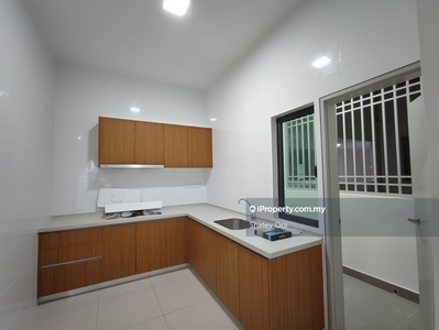 Brand new partial furnished unit, next to Bandar Sunway