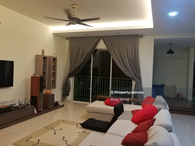 Fiera Vista Fully Reno and Furnished for sell