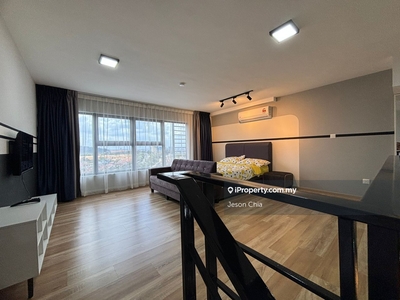 Luxury Loft unit 500m walk to MRT