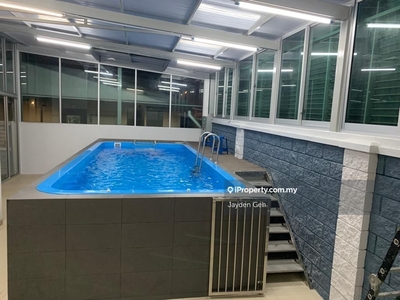 Renovated, With Private Indoor Swimming Pool, Facing Lake View