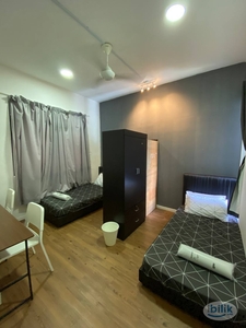 Affordable Middle Room Rental Free Wifi & Cleaning Service Provided