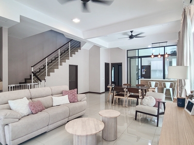 Brand New, Fully Furnished, Southbay Residence, 3 Storey Terrace, Corner House.