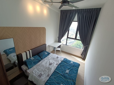 Fully Furnished middle room for rent at The Hipster Taman Desa