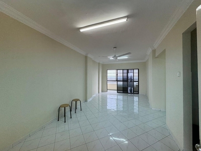 Seri Mutiara Apartment For Rent at Bandar Seri Alam - RM1300