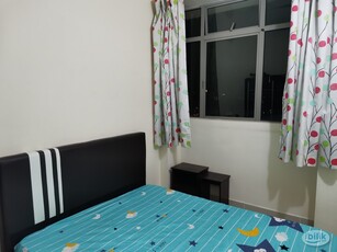 All Season Park furnished Aircond Master room included utilities private bathroom MIX GENDER
