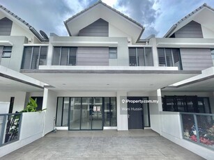 Brand New, Renovated Unit, Latest Phase in Bukit Jelutong