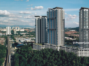 Freehold Luxury Condo Ready to move in! 10mins to Sunway & Bukit Jalil