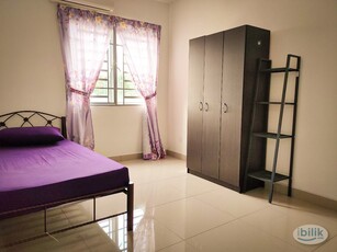 Master Room at Apartment Sentrovue, Bandar Puncak Alam, Kuala Selangor