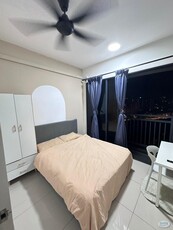 Middle Balcony Room for RENT at Platinum Arena @ Old Klang Road