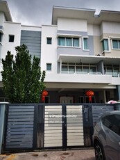 Partial Furnished 3 Storey Terrace @ Amanria Residence, Puchong