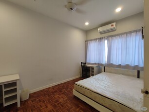 ✨PREMIUM [LOW DENSITY HOUSE / QUEEN BED / SS2 / DAMANSARA INTAN / THE HUB / SECTION 17 / PETALING JAYA / JAYA ONE]✨ All-in Fully Furnished!!