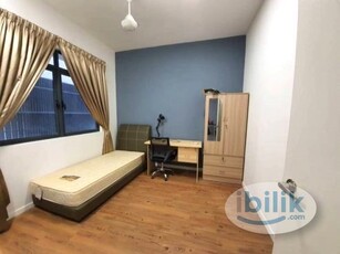 Single room for rent in Paragon 3 including utility