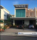 Bandar Sri Sendayan Double Storey Town House For Sale 22'x 75'