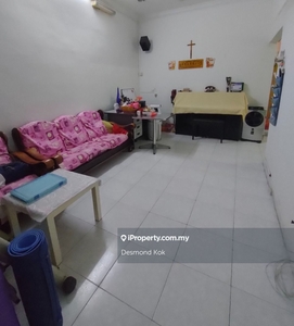Limited unit,near pasar,more parking,near school