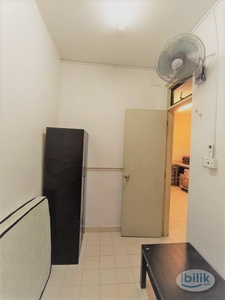 * SINGLE ROOM CASA INDAH 1 , PARKING AVAILABLE TO RENT