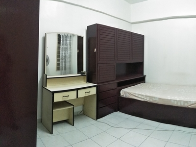 (Available Jan 2024) Medium Bedroom At Danau Idaman Condo