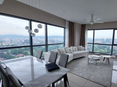Golden triangle of KLCC,full golf course and 106 Tower views.