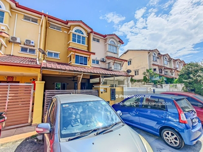 Three Storey Terrace Jalan Uranus Seksyen U5 Shah Alam. Below market