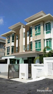 3 Sty Exclusive Semi-D, The Courtyard Ramal Villa Kajang.