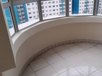 Angkasa Condominium Partly furnish high floor