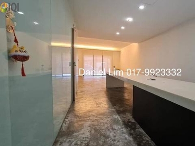 Bandar Puteri Puchong 6 Freehold Renovated unit For Sale