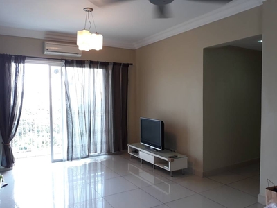 Bright Corner Apartment in Anggunpuri with Pool View | Partly Furnished | For Rent RM1700