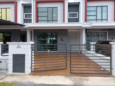 Double Storey Terrace Taman Saujana Perdana, Sungai Buloh For Rent