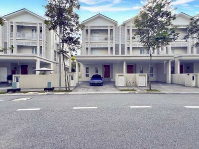 End Lot Unit (37' x 80'), 3 Storey Superlink House for Sale in Serene Mont Kiara, Hartamas, Kuala Lumpur