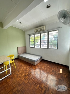NEW UNIT Middle & Single Room at Damansara Kim, Damansara Utama 8minswalk to TTDI MRT Station