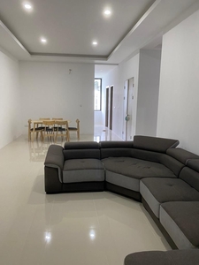 Nice and Spacious 3 Beds 2 Baths Condo for Rent (Fully Furnished)! Orchard Residence at Samarahan Expressway!