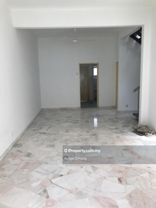Pj Ss 23 Double Storey Gated Guarded Near to Ss2 Atria Mall For Rent