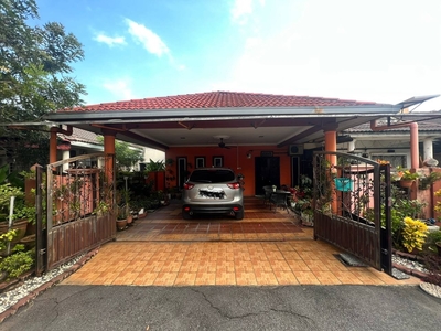 Renovated Single Storey Terrace House Taman Sri Melor Seksyen 7 Bangi