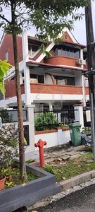 CORNER UNIT Sri Hartamas Town House Kuala Lumpur