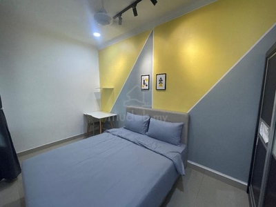 Middle Room For Rent Suriamas Suite Larkin Johor Bahru JB Town CIQ HSA
