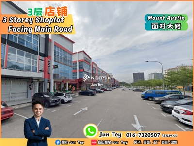 Mount Austin 3 Storey Shop Facing Main Road Good Location Unit For Sale!!Mount Austin,Setia Indah,Johor Bahru