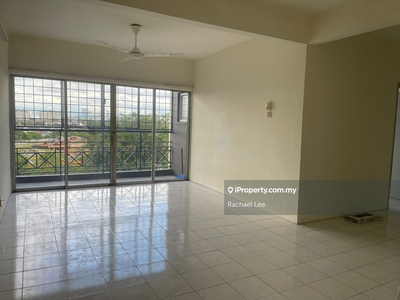 Apartment in Puchong Jaya, high floor, basic condition
