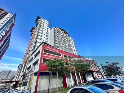 Corner Unit & Strata, Partially Furnished, Block M & Middle Floor