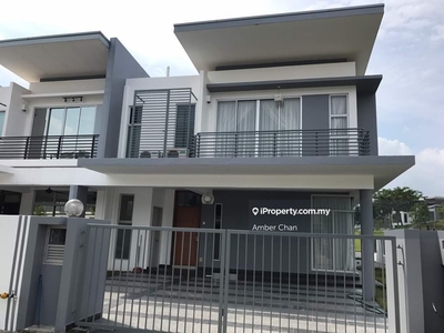 Double Storey Superlink House for Sale!