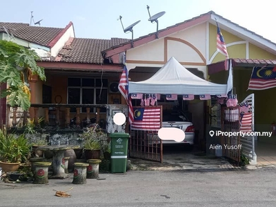 Teres Setingkat Kampung Padang Next to Kotasas