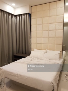 The Robertson Fully 1r1b1cp, No Airbnb, View To Offer, Facing Klcc