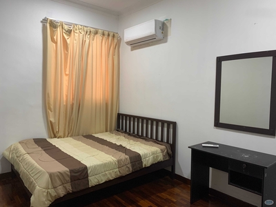 6 mins drive to Publika Fully Furnished Medium Room [MALE] at Menara Duta 2